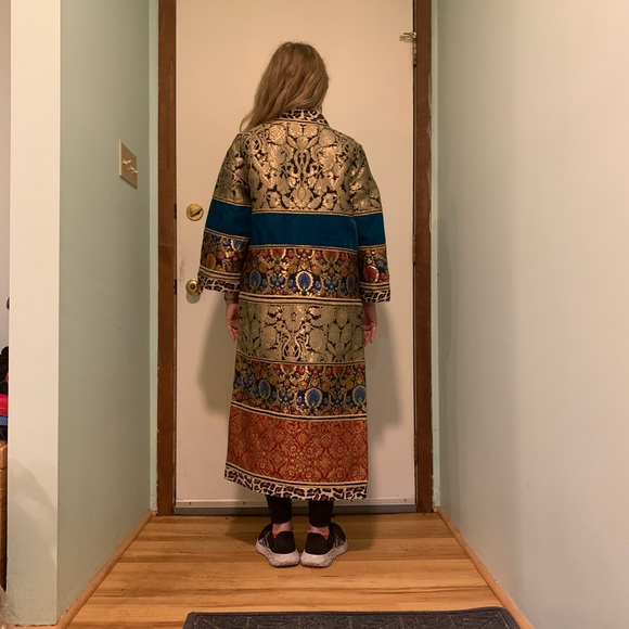 ALICE & OLIVIA Lynn Patchwork Kimono Multicolor - Picture 6 of 8